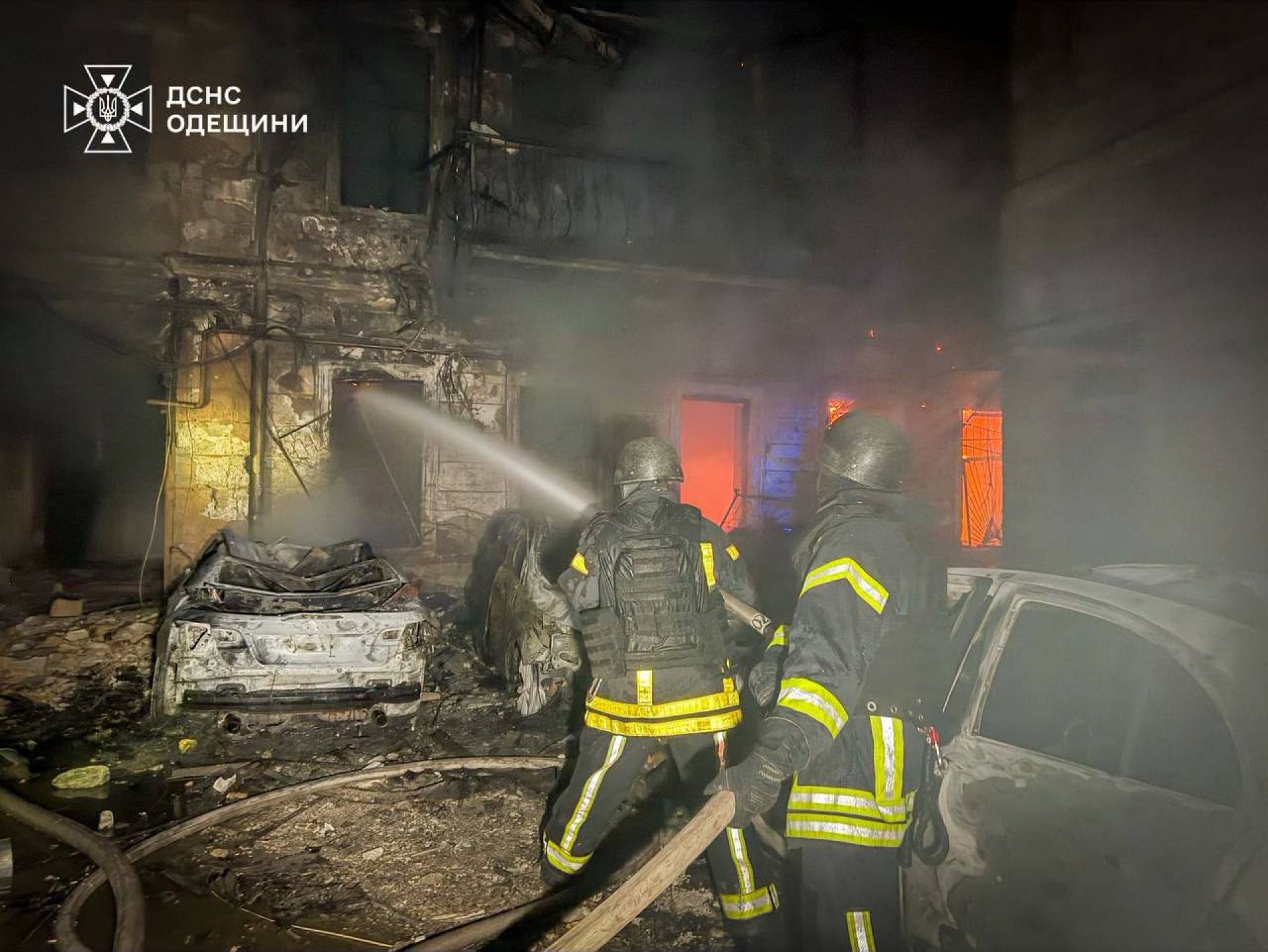 росія завдала масованого удару по Одесі, є постраждалі