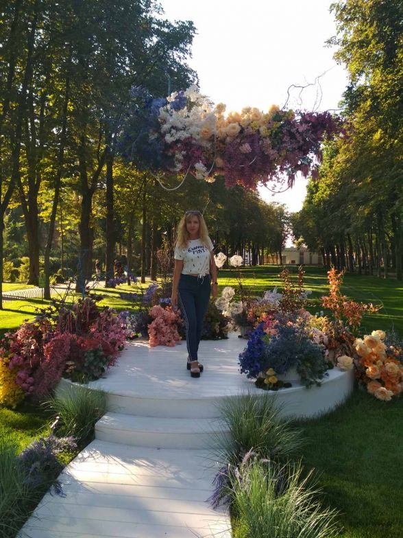 Це одна з літніх локацій в парку ім. Горького
