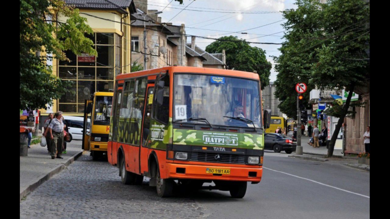 Автобус 4. Автобус Тернополя. Автобус до Тернополя из Москвы.