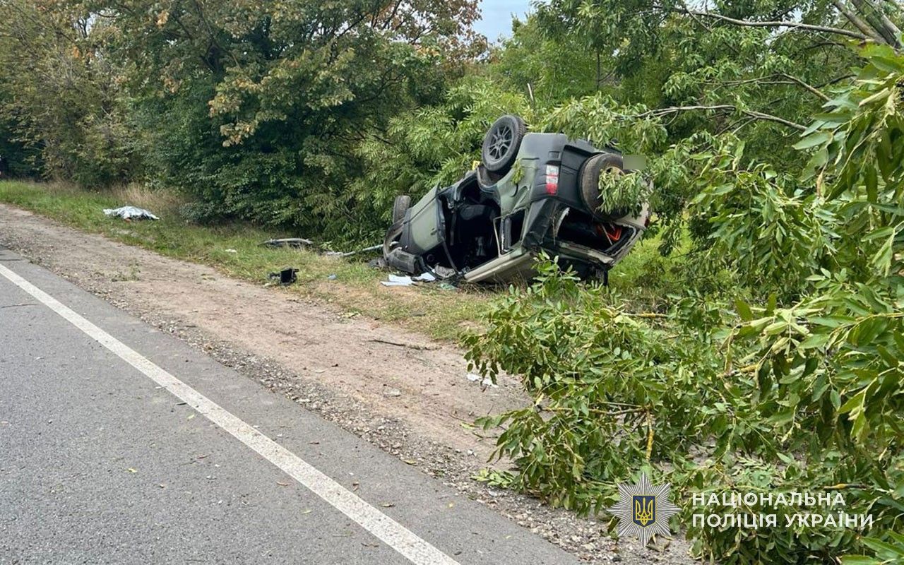 У Тернополі перекинувся позашляховик: загинув 37-річний чоловік