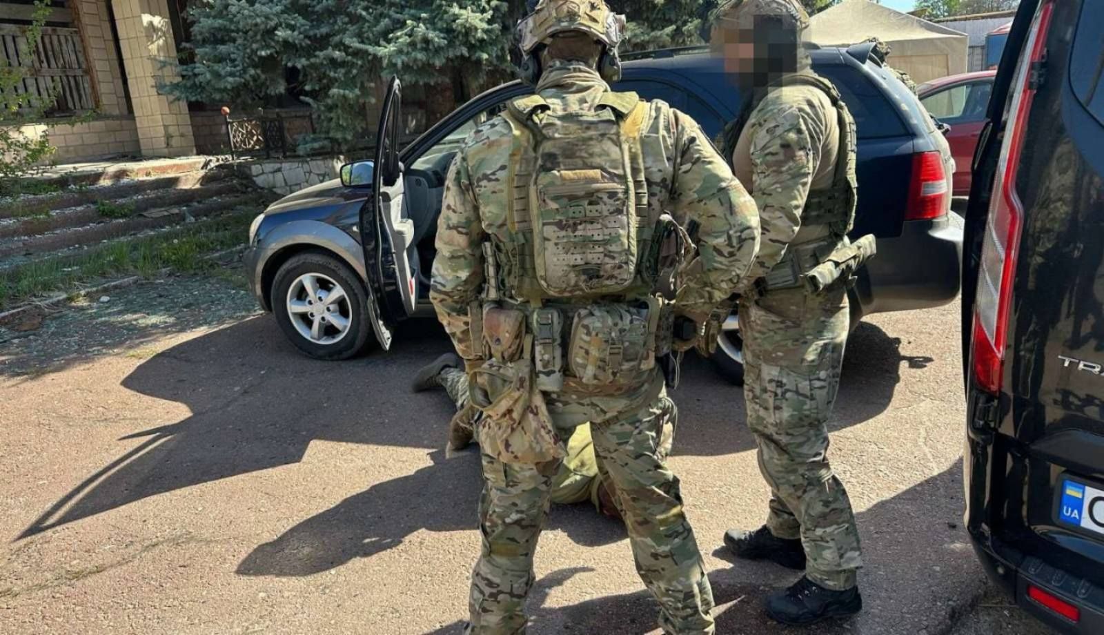 Хотів заробити на військовозобов’язаному: у Тернополі чоловіка засудили за хабар у 15 тисяч доларів