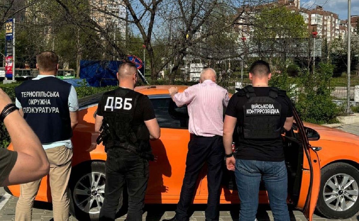 За хабар обіцяли допомогти уникнути служби: як за це карають суди на Тернопільщині