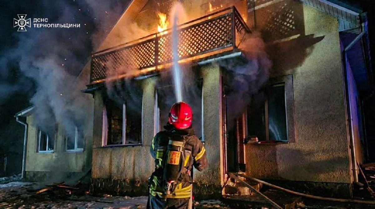 У Тернопільському районі горів житловий будинок