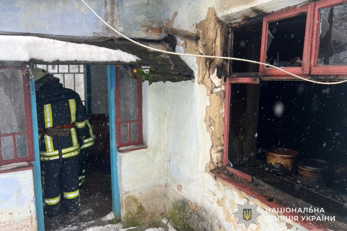 У Золотниках в будинку, який горів, виявили тіло чоловіка