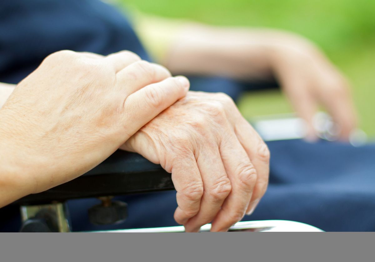 Визначення потреби в постійному сторонньому догляді: що важливо знати