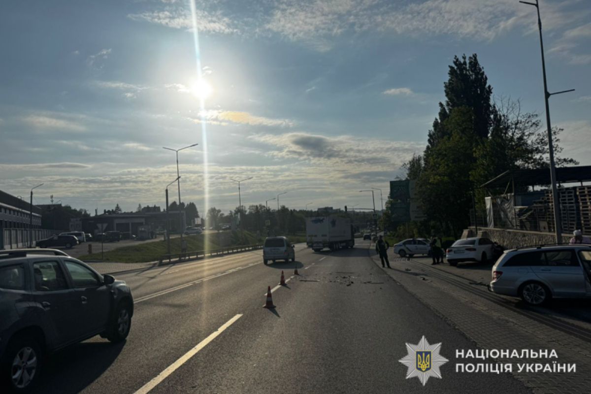 В аварії на Об'їзній — четверо травмованих