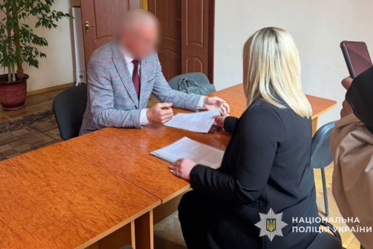 На Тернопільщині директора коледжу підозрюють у зловживанні становищем зі збитками на 2,5 млн грн