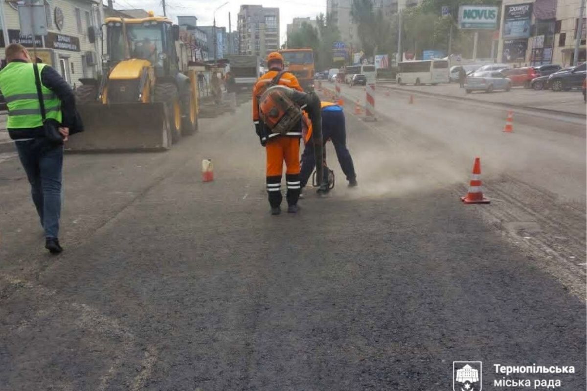 На Торговиці частково обмежать рух транспорту