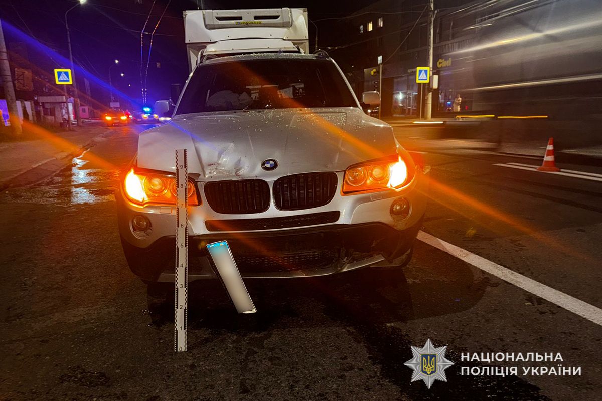 Аварія у Великій Березовиці: в лікарню потрапили жінка з 7-річною дитиною