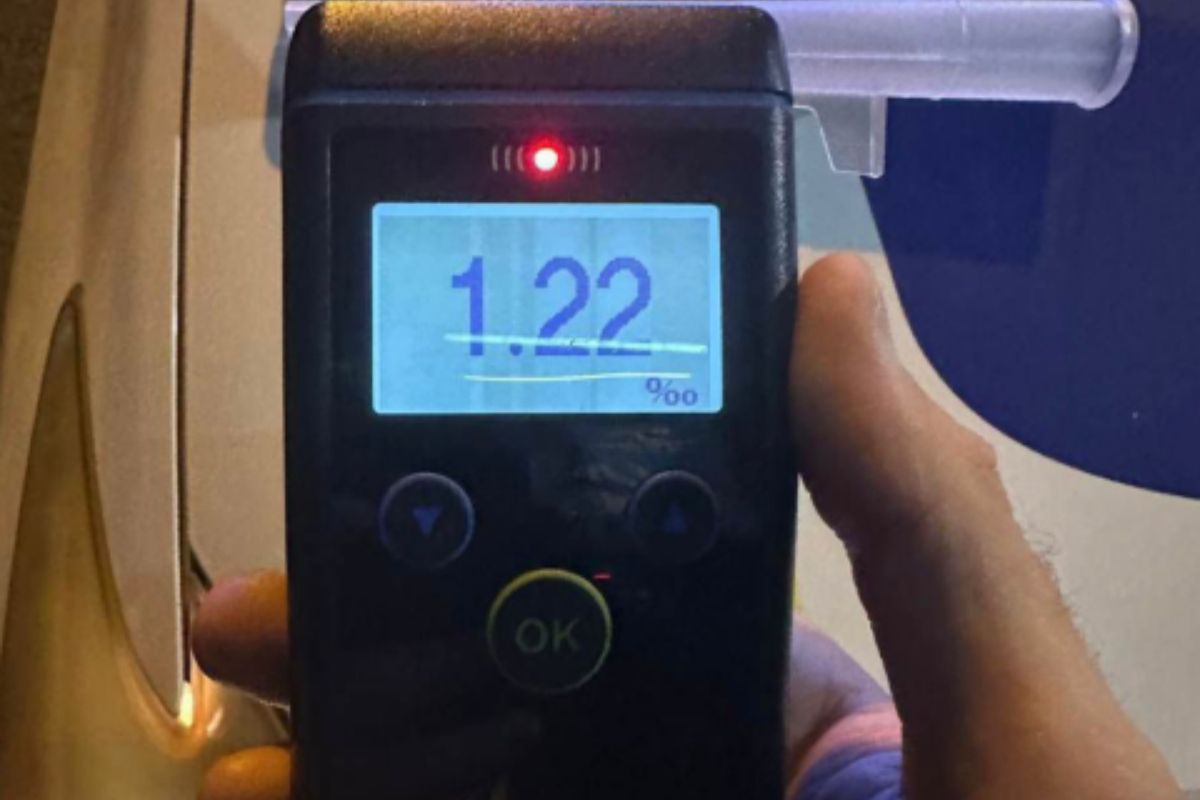 У Ланівцях п'яний водій пропонував поліцейським 15 тисяч гривень хабаря