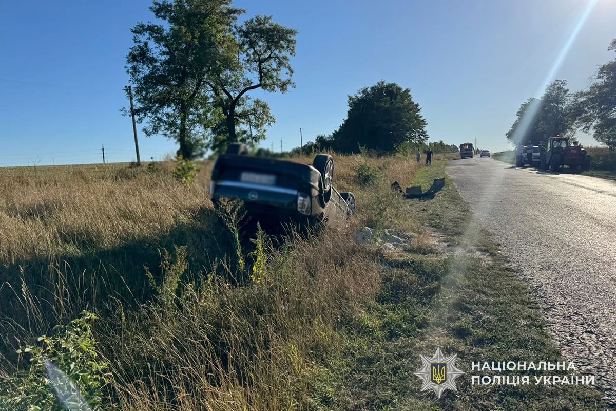 На Тернопільщині 21-річна водійка перекинулася на Opel: у крові виявили алкоголь