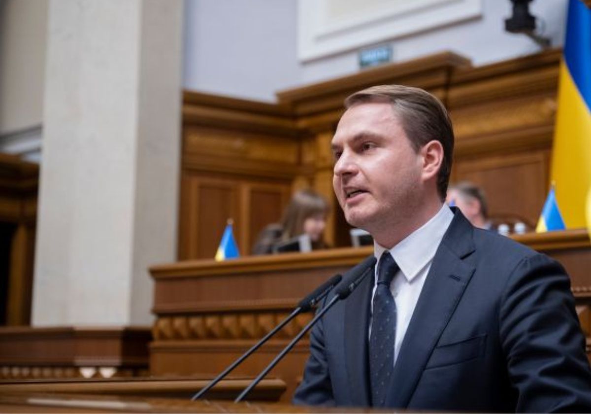 Зеленський відсторонив Кравченка від посади генерального прокурора