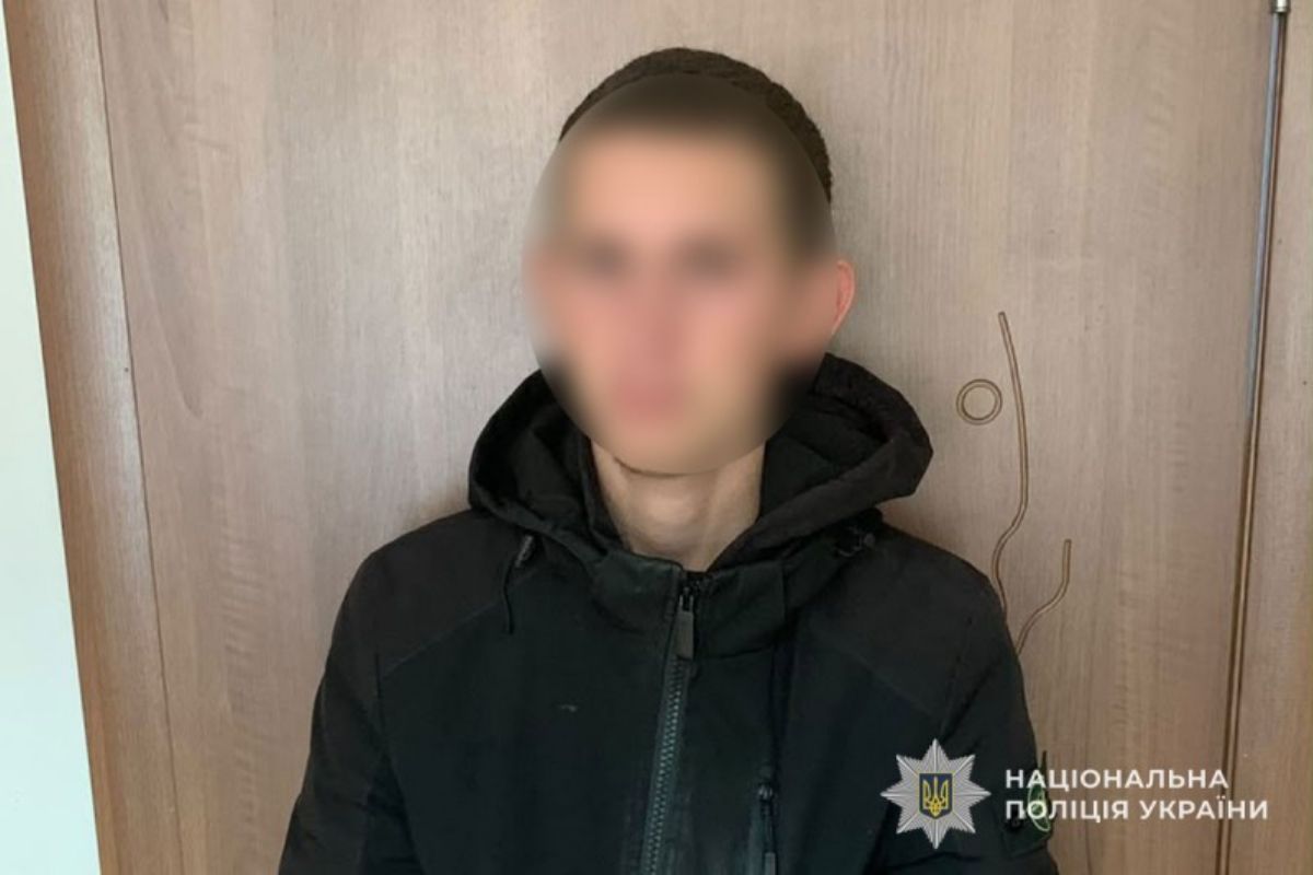 У водія тернопільської маршрутки вкрали телефон: затримали 20-річного пасажира