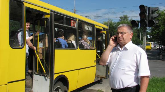 Хаос з маршрутками обіцяють вирішити за день-два, фото №1 на сайті 20minut.ua