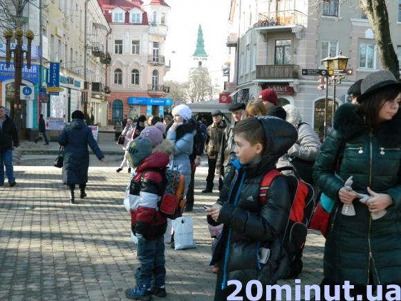 Фото дня: Перуанські музиканти зібрали публіку в Центрі, фото №3 на сайті 20minut.ua