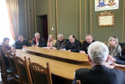 Через будову на Привокзальному у міськраді раптово "втратили зір", фото №1 на сайті 20minut.ua